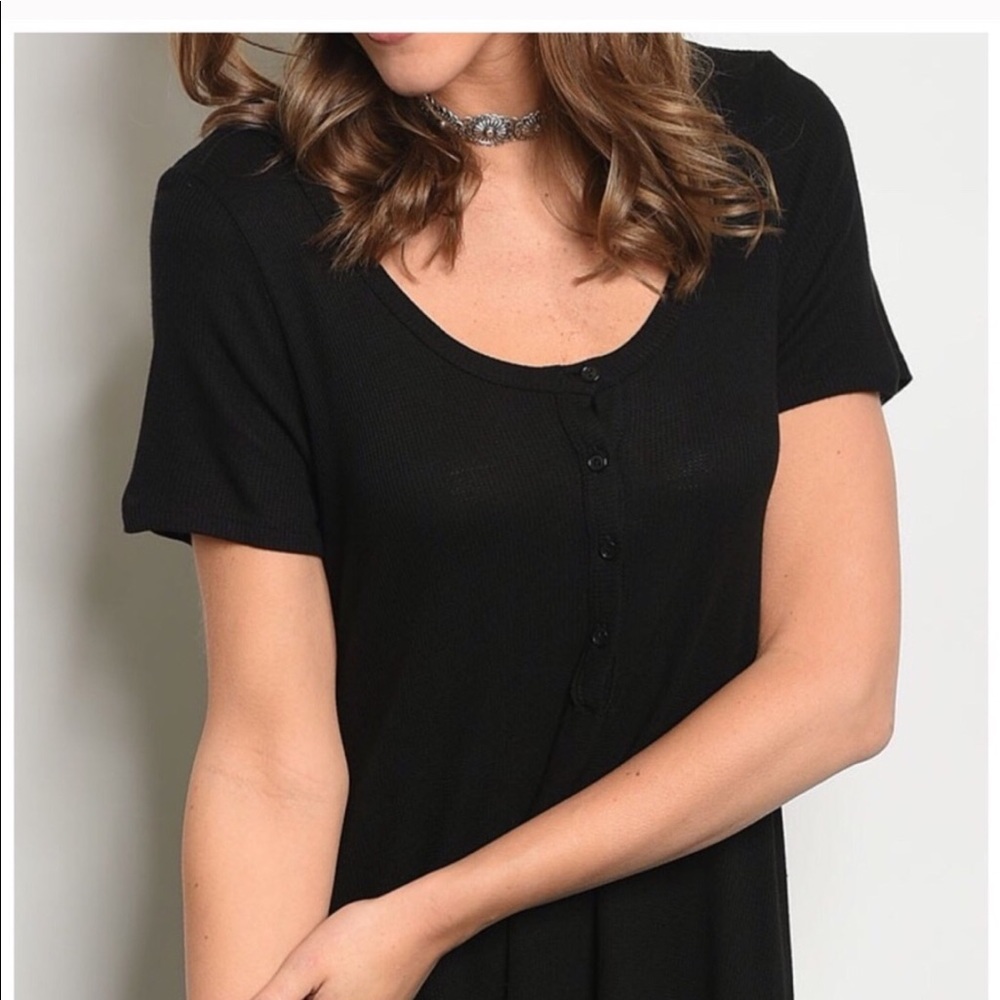 🔥Steal! Black tunic dress rubbed w/buttons - Picture 2 of 4